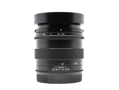 Voigtlander Nokton 40mm f/1.2 - Montagem Canon RF