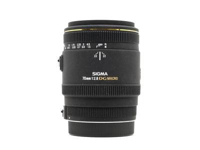 Sigma 70mm f/2.8 EX DG Macro - Montagem Canon EF