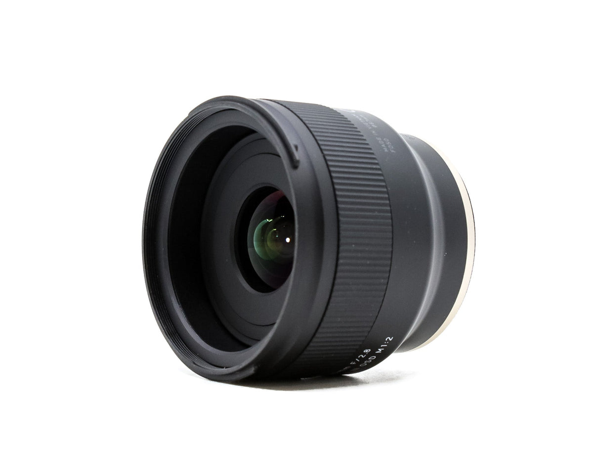 Tamron 20mm f/2.8 Di III OSD M 1:2 - Sony FE Fit - segunda mano - excelente estado - detalle 2 de 3 - SKU 3800038 - Camera Ma