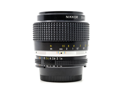 Compre Nikon Ai-S Nikkor 35mm f/1.4 | Camera Market
