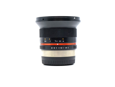Walimex 12mm f/2 NCS CS - Montagem Fujifilm X