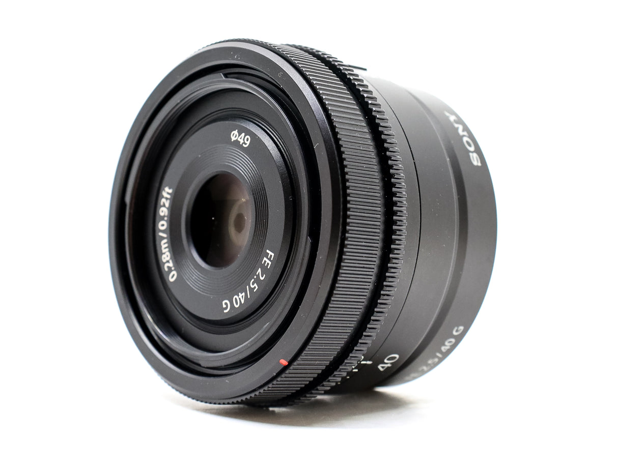 Sony FE 40 mm f/2.5 G