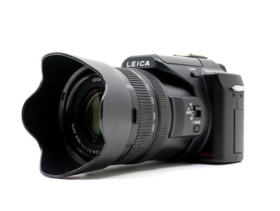 **Leica V-Lux 1**