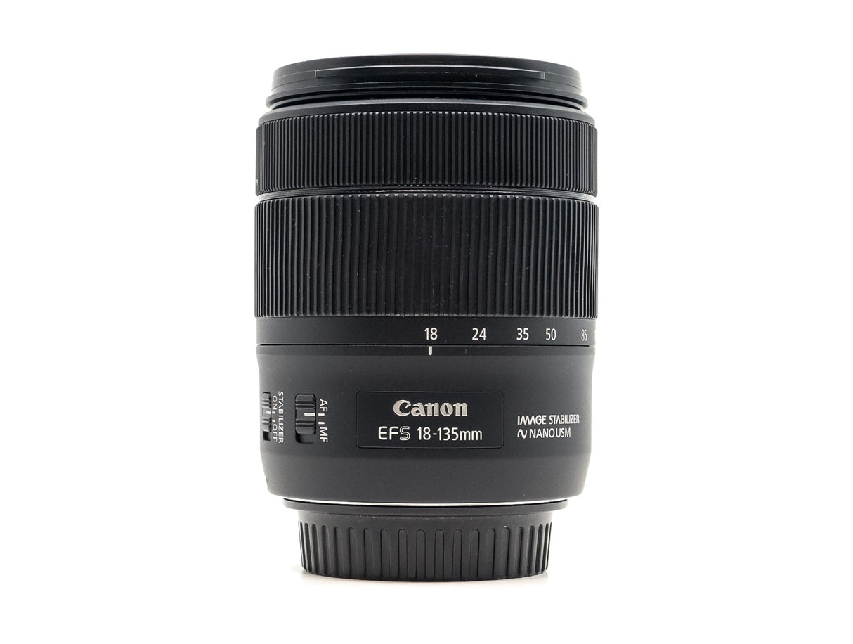 Canon EF-S 18-135mm f/3.5-5.6 IS USM - segunda mano - excelente estado - foto principal - SKU 3787342 - Camera Market