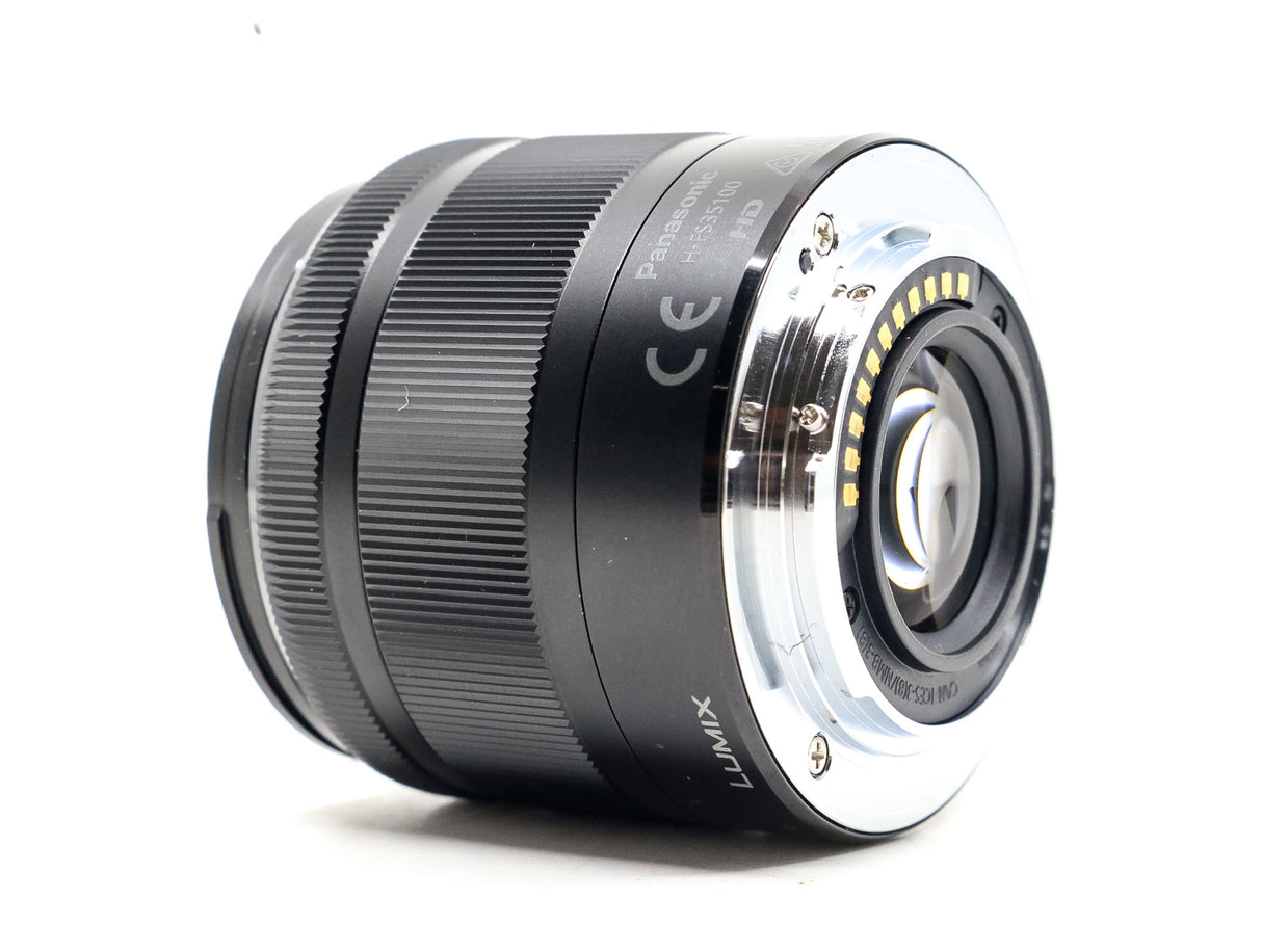 Panasonic Lumix G Vario 35-100mm f/4-5.6 ASPH Mega OIS