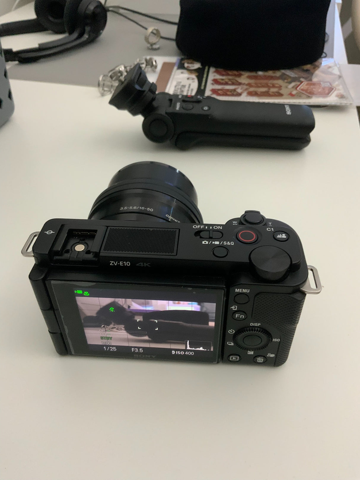 SonyZVE-1049bb536a-9200-4f9a-b244-82a644f46780