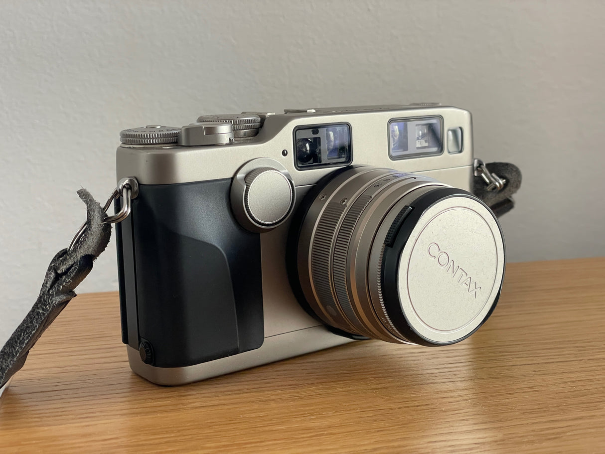 ContaxG24347e97c-9449-45c3-a3d5-177e8e471d32