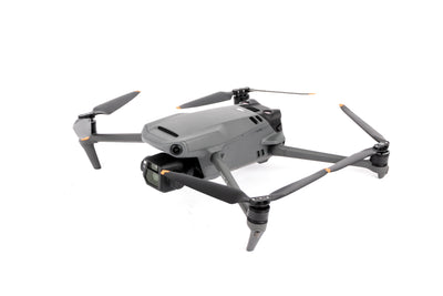 **DJI Mavic 3**