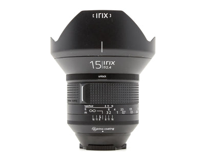 Irix Firefly 15mm f/2.4 - Montagem Pentax