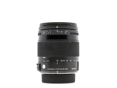 Sigma 18-200mm f/3.5-6.3 DC Macro OS HSM Contemporary - Montagem Nikon