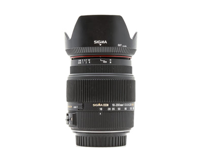 Sigma 18-200mm f/3.5-6.3 DC OS HSM II - Montagem Canon EF-S