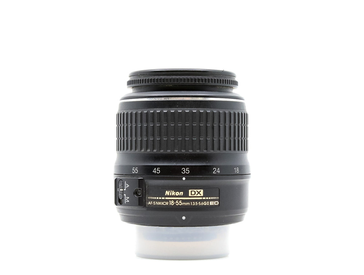 Nikon AF-S DX Nikkor 18-55mm f/3.5-5.6G ED II - segunda mano - excelente estado - foto principal - SKU 3709173 - Camera Marke