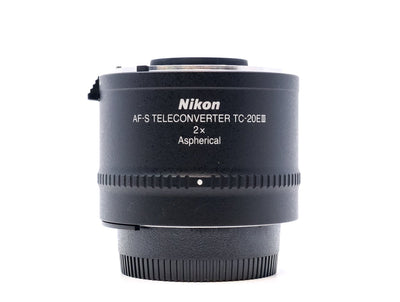 Nikon AF-S TC-20E III Teleconversor