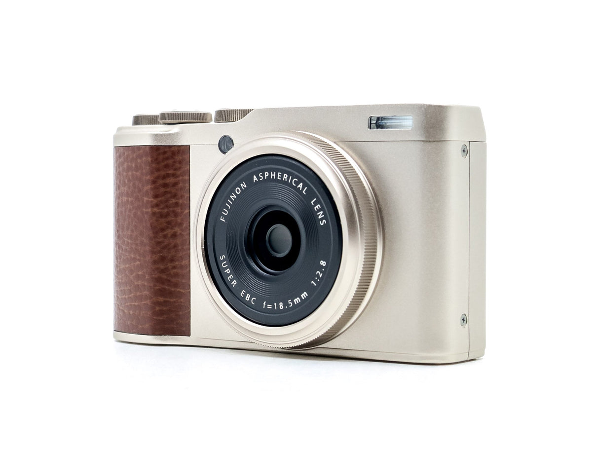 Fujifilm XF10 - segunda mano - excelente estado - foto principal - SKU 3666626 - Camera Market