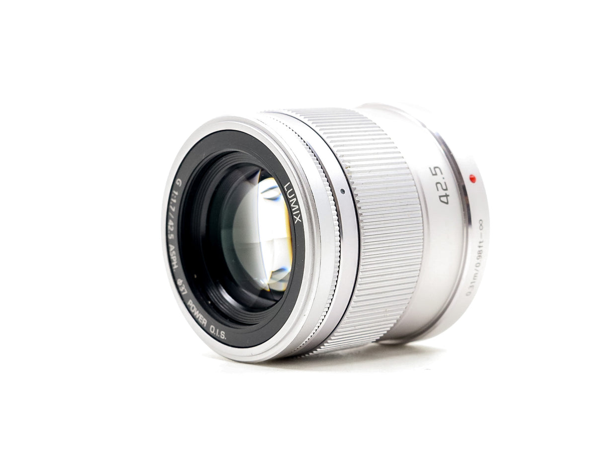 Panasonic Lumix G 42.5mm f/1.7 ASPH Power OIS
