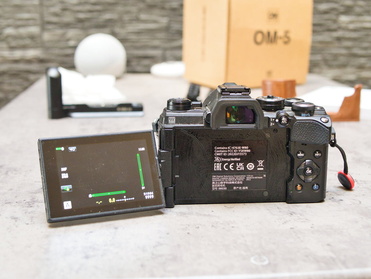 olympus OM 53627479f-54b7-4b40-a33a-ef656a2c4f07