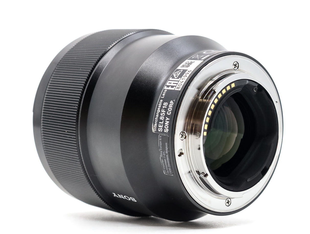 Sony FE 85 mm f/1.8