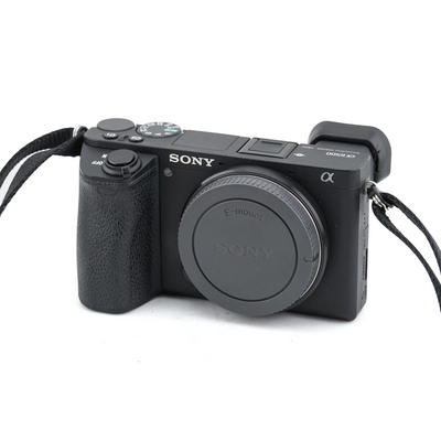 **Sony A6500**
