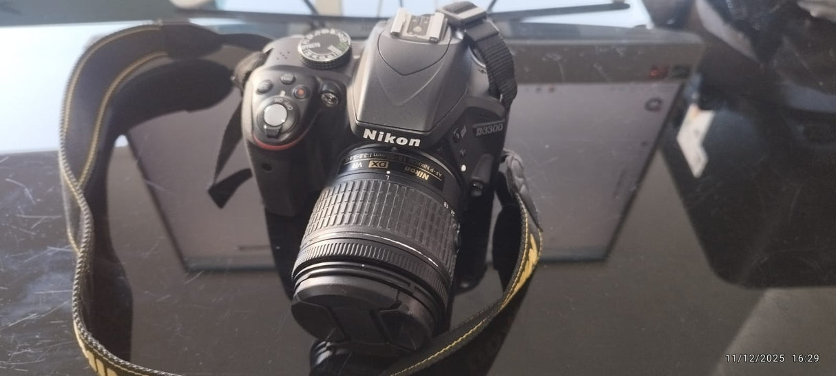 NIKOND330069d6d6e0-4210-4007-b799-7d2c0d880840