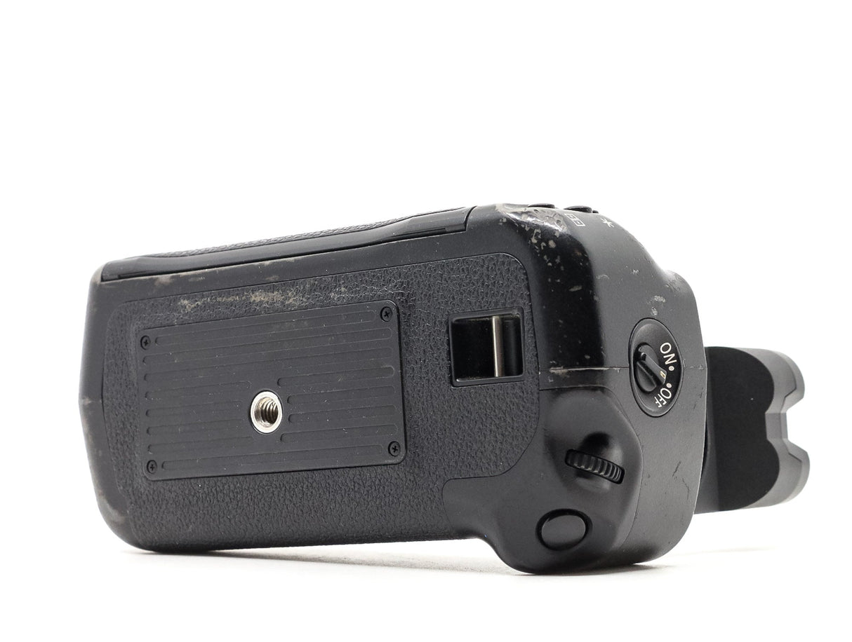 Canon BG-E6 Battery Grip - segunda mano - excelente estado - detalle 4 de 4 - SKU 3790194 - Camera Market