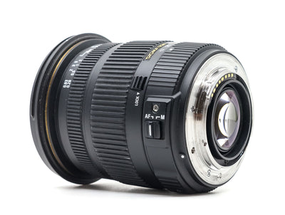 Sigma 17-50mm f/2.8 EX DC OS HSM - Montagem Sony A