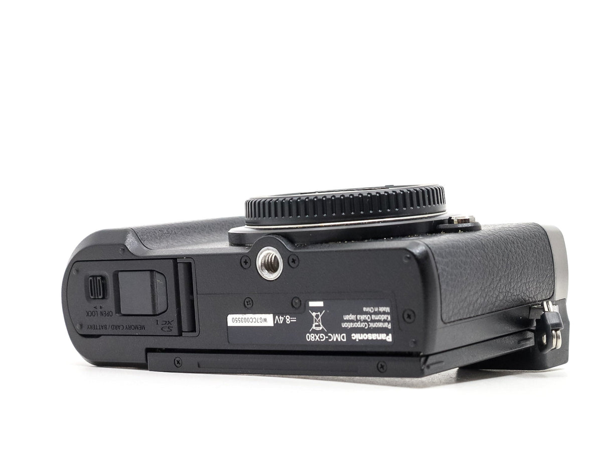 Panasonic Lumix DMC-GX80 - segunda mano - excelente estado - detalle 2 de 4 - SKU 3784263 - Camera Market