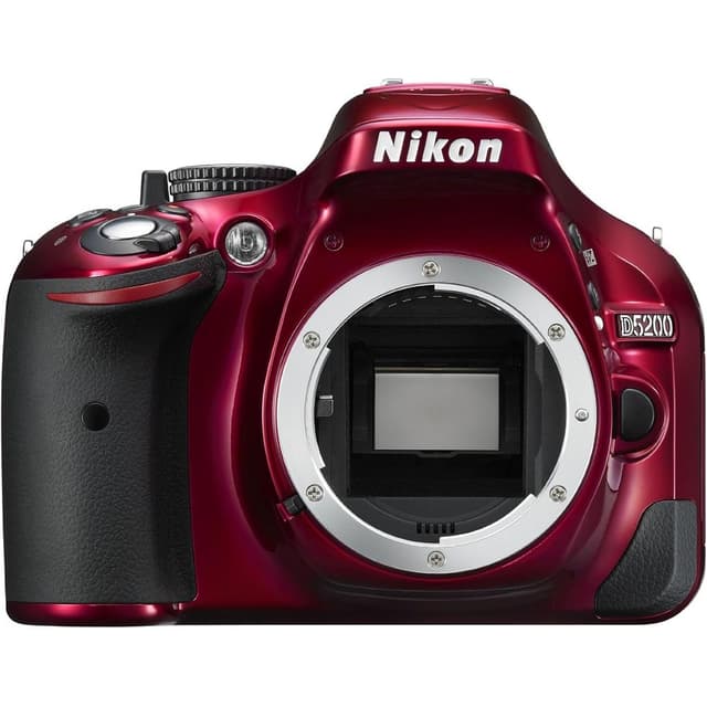 SLR D5200 - Red + Nikon Nikon AF-S DX Nikkor 18-55 mm f/3.5-5.6G IF-ED VR f/3.5-5.6