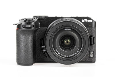 Nikon Z30 com NIKKOR Z DX 16-50/3,5-6,3 VR