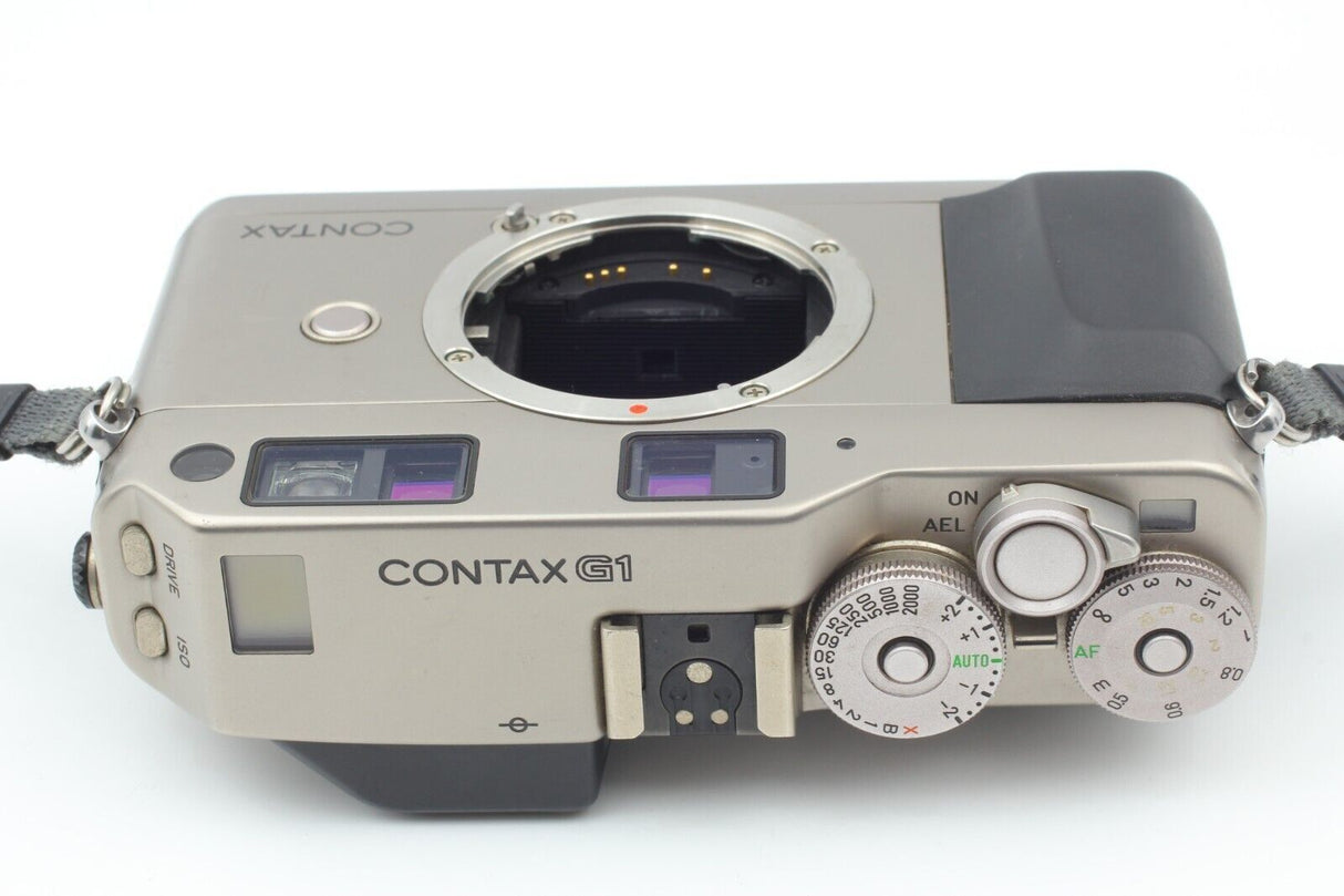 Contax G1 35mm Analog Camera Carl Zeiss Biogon 28mm...