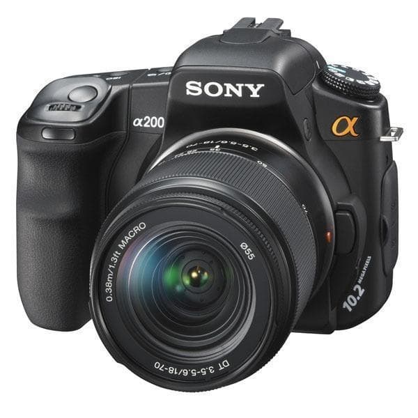 Alpha DSLR-A200 Reflex - Black + Sony Sony 18-70mm f/3.5-5.6 AF DT f/3.5-5.6 · imagen principal