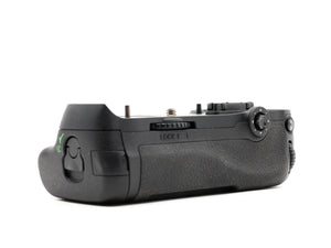 Nikon MB-D12 Battery Grip - segunda mano - excelente estado - detalle 2 de 4 - SKU 3790461 - Camera Market