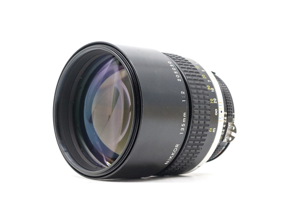 Nikon Ai-S Nikkor 135mm f/2 · imagem principal
