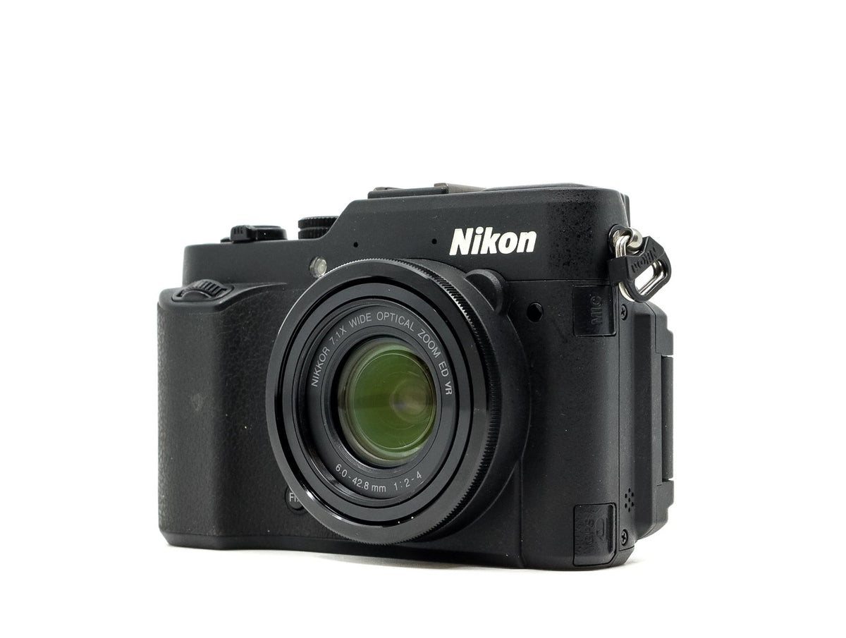 Nikon Coolpix P7800 · imagem principal