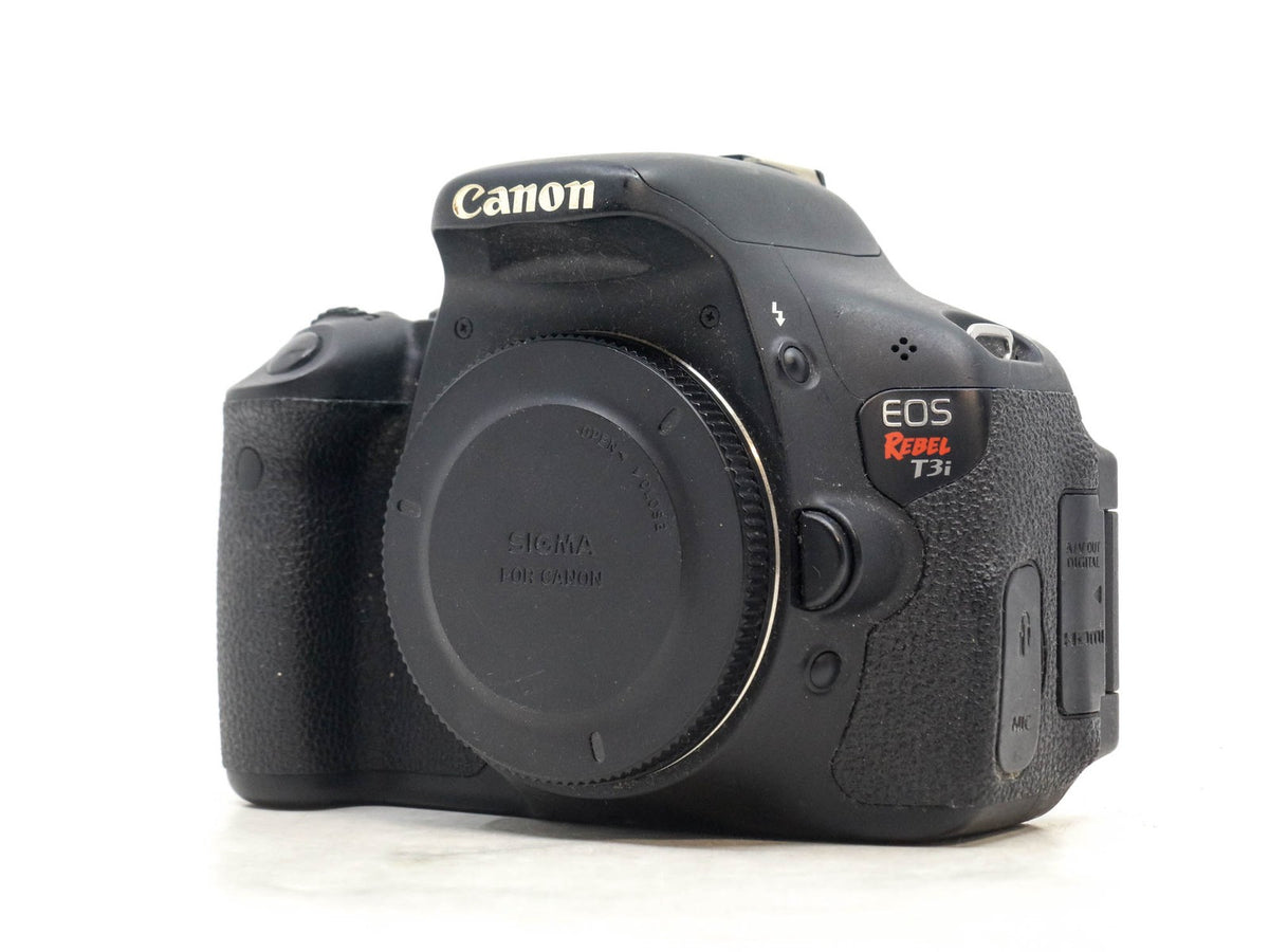Canon EOS Rebel T3i · imagem principal