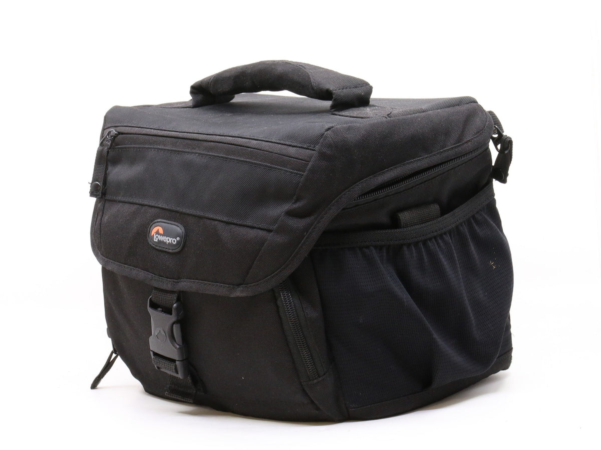 Lowepro Nova 180 AW Shoulder Bag · imagem principal