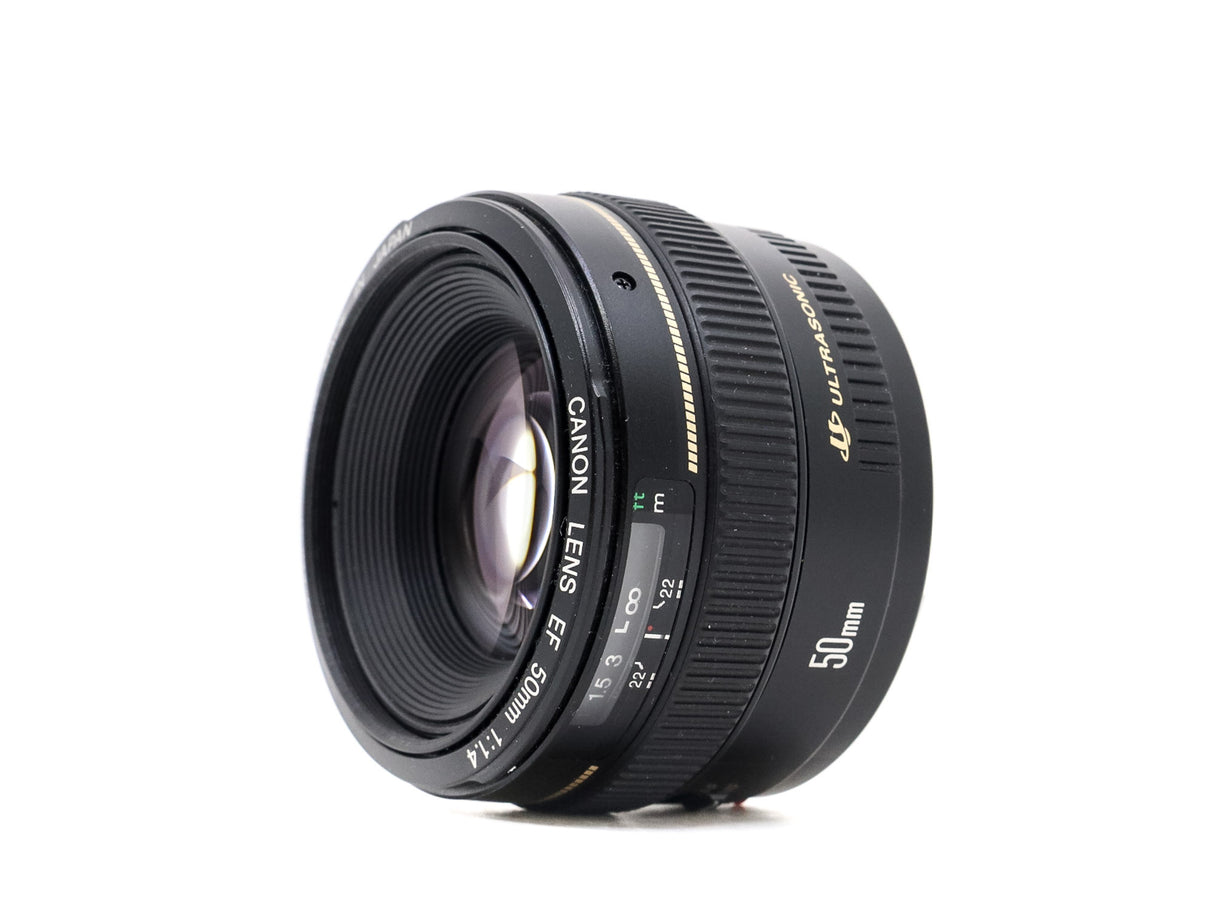 Canon EF 50mm f/1.4 USM