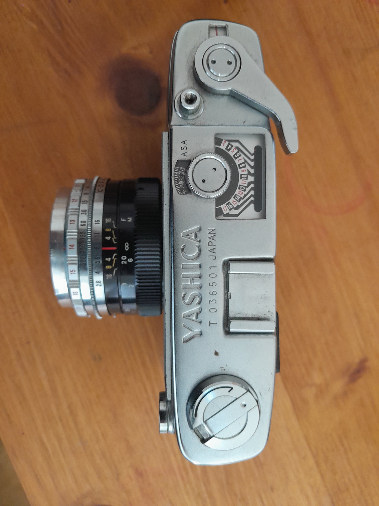 YashicaMinister-D8191063e-4285-4180-9fce-01c75a6ce553