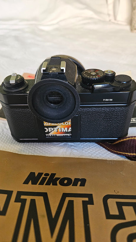 NikonFM2a2b1cd7d-fb57-49c6-826b-3afe0046419b