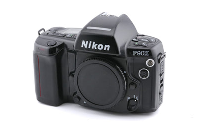 Nikon F90X 