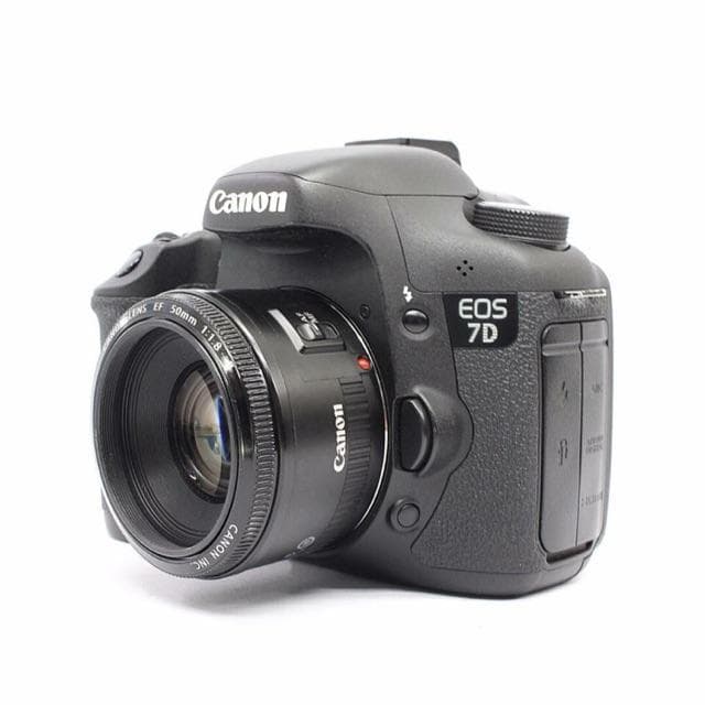 Reflex EOS 7D - Black + Canon EF 50mm f/1.8 II f/1.8 · imagen principal