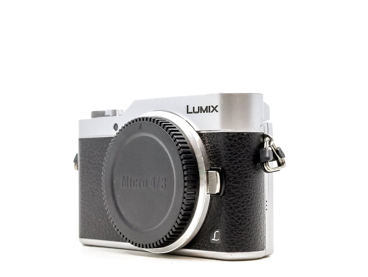 Panasonic Lumix DC-GX800 · imagem principal