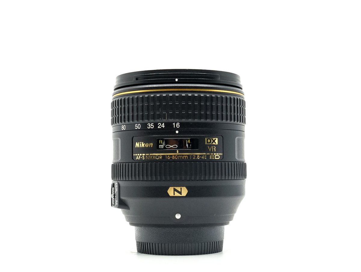 Nikon AF-S DX Nikkor 16-80mm f/2.8-4E ED VR · imagem principal