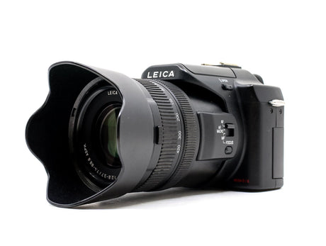 **Leica V-Lux 1**