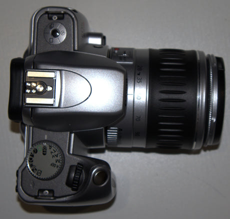 CANONEOS 300V2e95a115-040f-4835-84be-4b642624f189