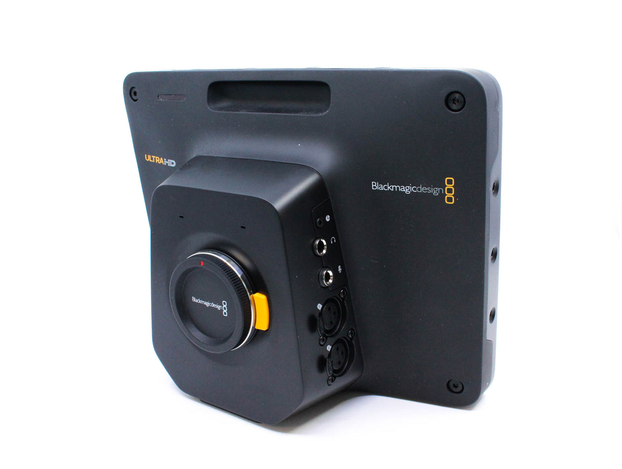 Blackmagic Design Studio Camera 4K - Micro Four Thirds Fit