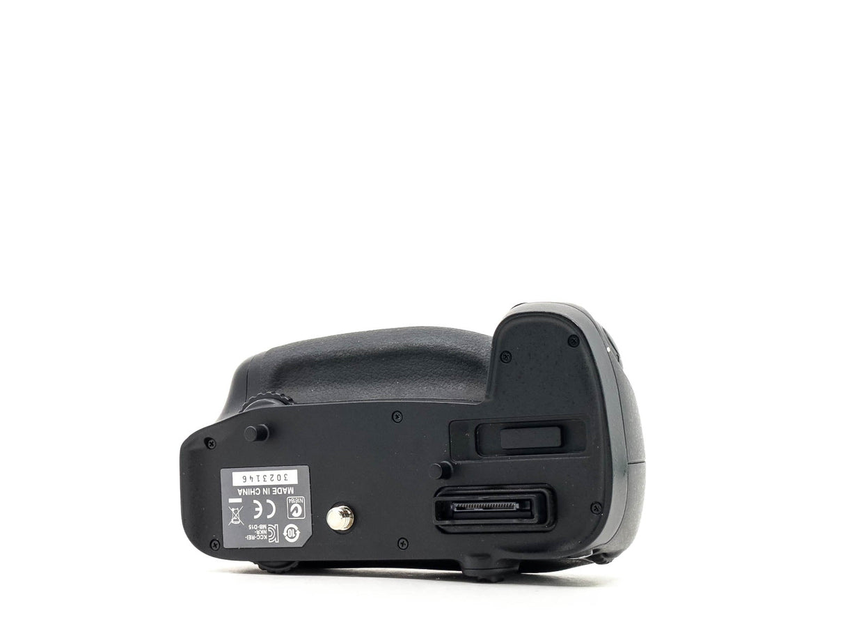 Nikon MB-D15 Battery Grip - segunda mano - excelente estado - detalle 3 de 4 - SKU 3797274 - Camera Market