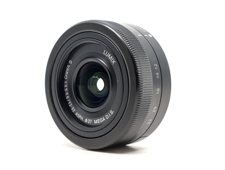 Panasonic Lumix G Vario 12-32mm f/3.5-5.6 ASPH Mega O.I.S. - segunda mano - excelente estado - detalle 2 de 3 - SKU 3774944 -
