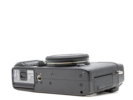 Compre Fujifilm X-E2S | Camera Market