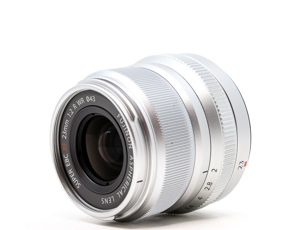 Fujifilm XF 23mm f/2 R WR - segunda mano - excelente estado - detalle 2 de 3 - SKU 3797118 - Camera Market