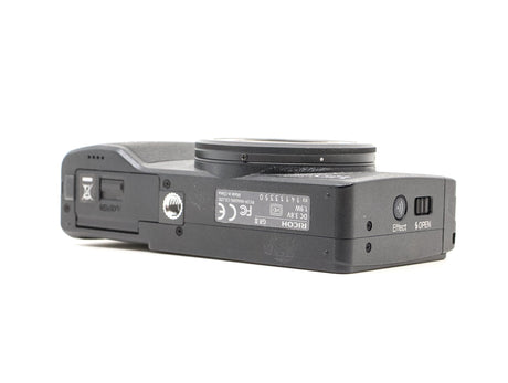 **Ricoh GR II**